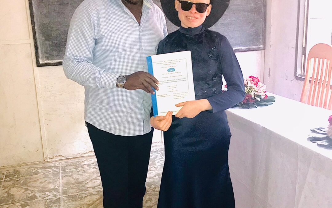 Félicitations à Mlle Odile NIZEYIMANA pour sa brillante réussite académique